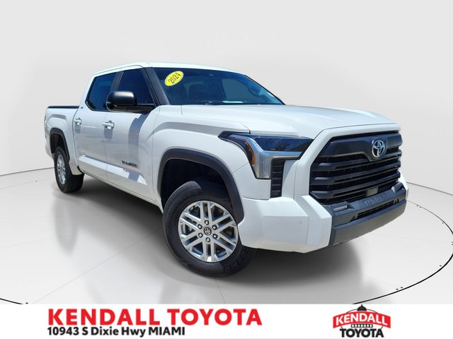2024 Toyota Tundra 4WD SR5