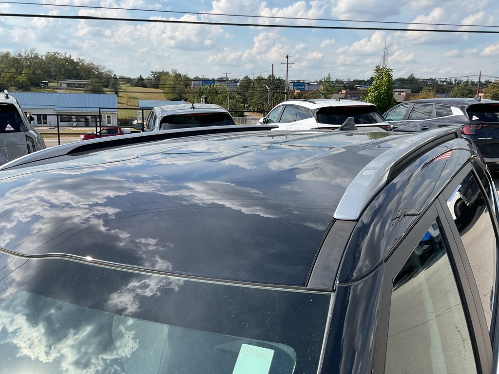 Used 2024 Pluton Blue/Black Roof Kia S image 7