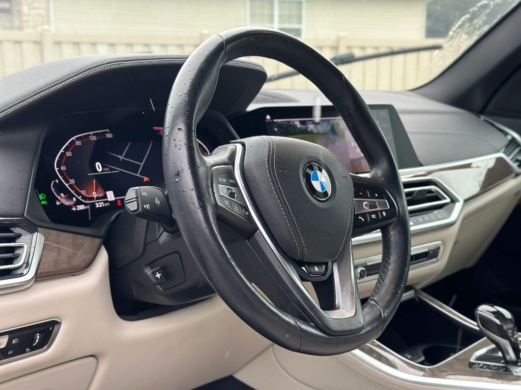 Used 2019 Mineral White Metallic BMW xDrive40i image 18