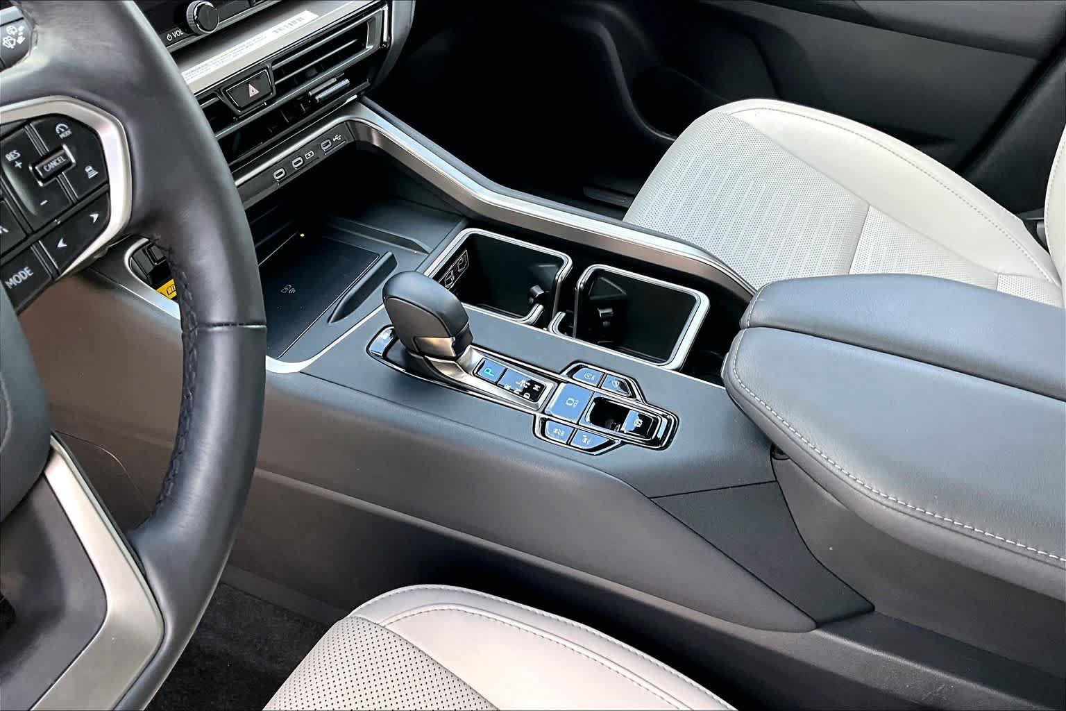 Certified Used 2026 CAVIAR Lexus Premium image 17