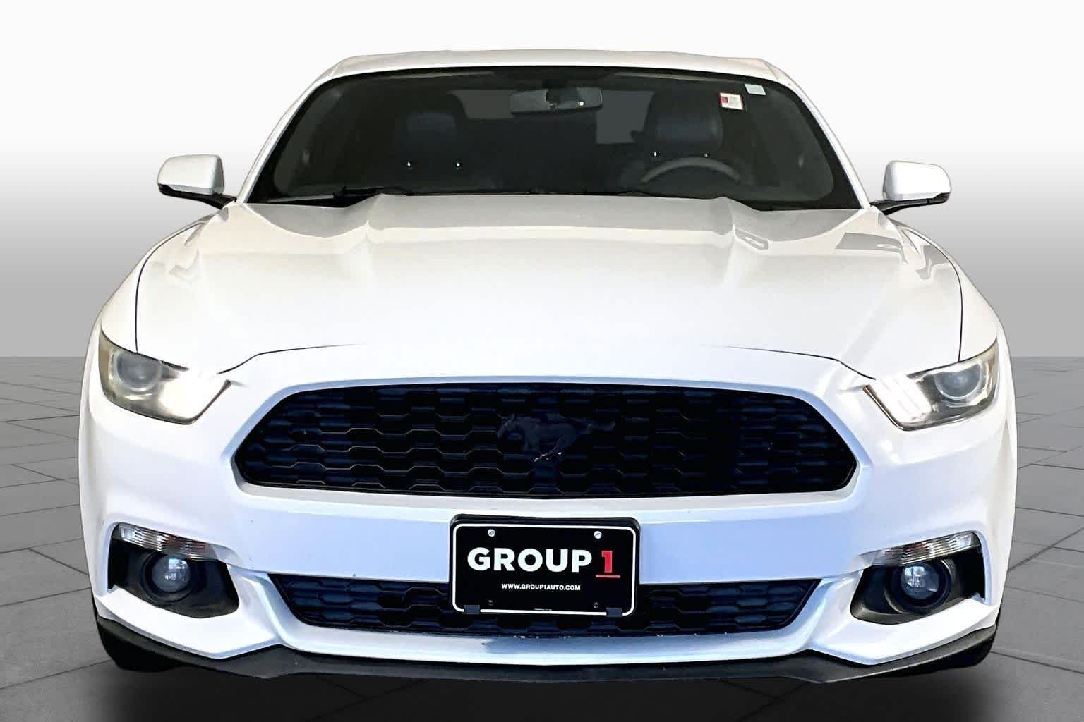 Used 2015 Oxford White Ford EcoBoost Premium image 4