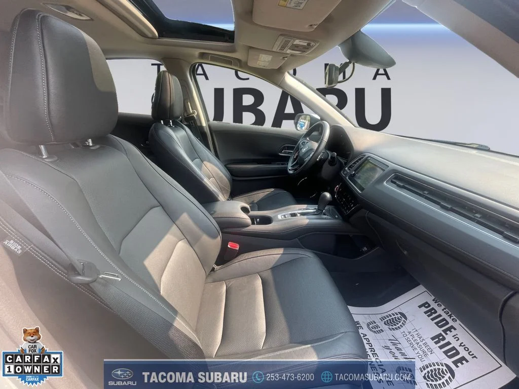 Used 2021 White Honda EX-L image 17