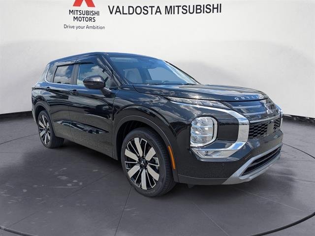 2025 Mitsubishi Outlander SE 2WD's photo