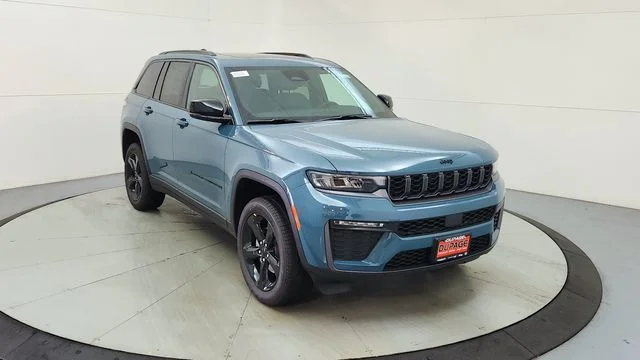 New 2026 Steel Blue Exterior Paint Jeep Limited image 14
