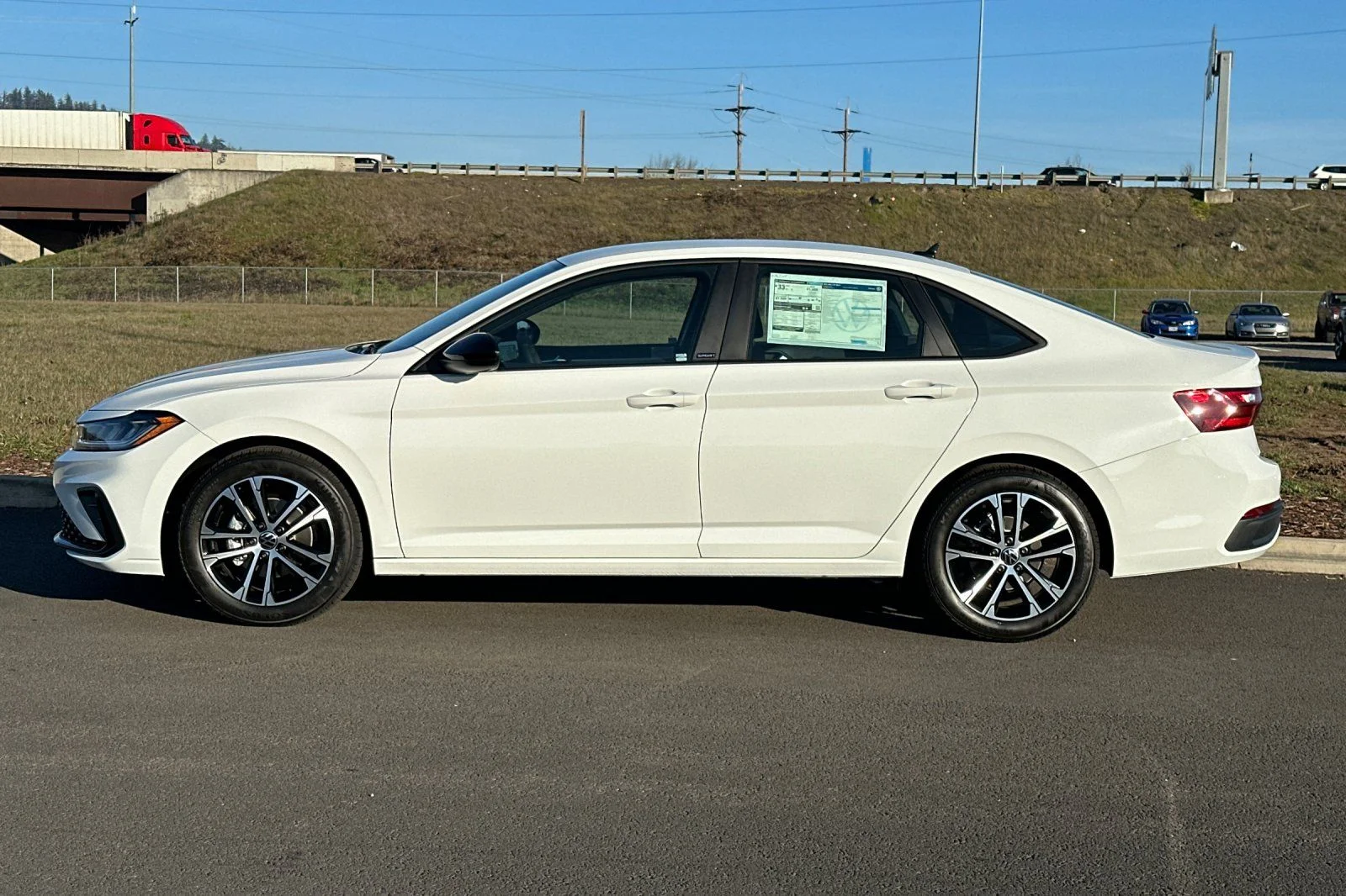 New 2026 White Volkswagen 1.5T Sport image 6