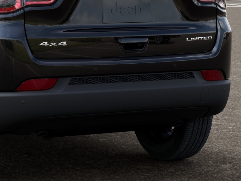 New 2026 Diamond Black Crystal Pearl-Coat Exterior Paint Jeep Limited image 39