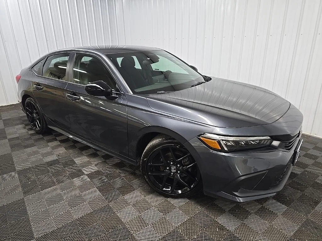 Used 2023 Meteorite Gray Metallic Honda Sport image 7