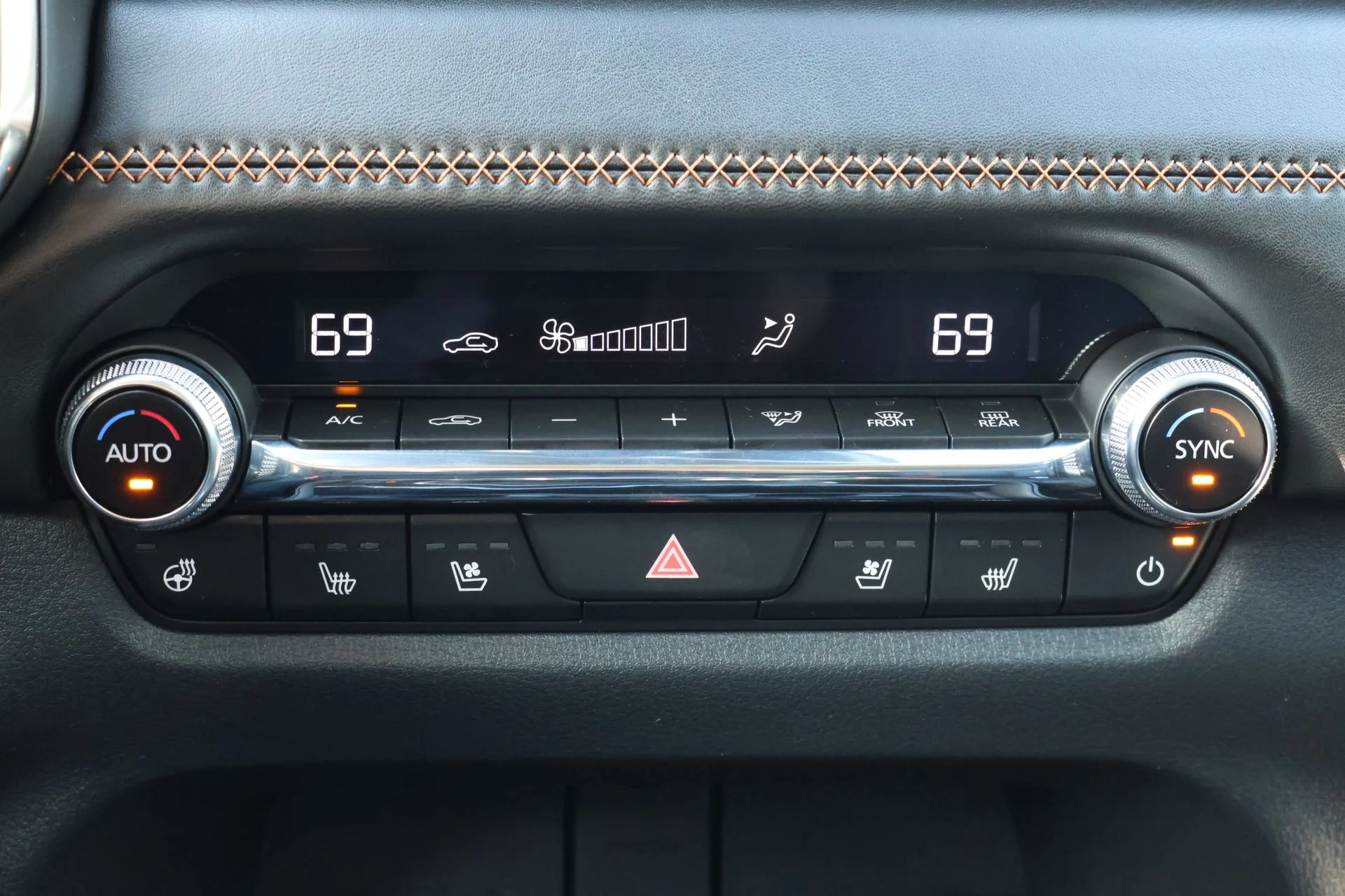2026 Mazda CX-50 Premium Plus - Photo 18