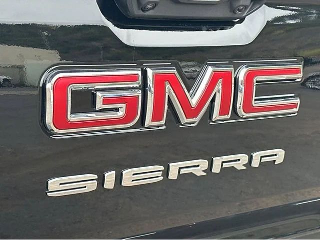 New 2026 Onyx Black GMC Elevation image 9
