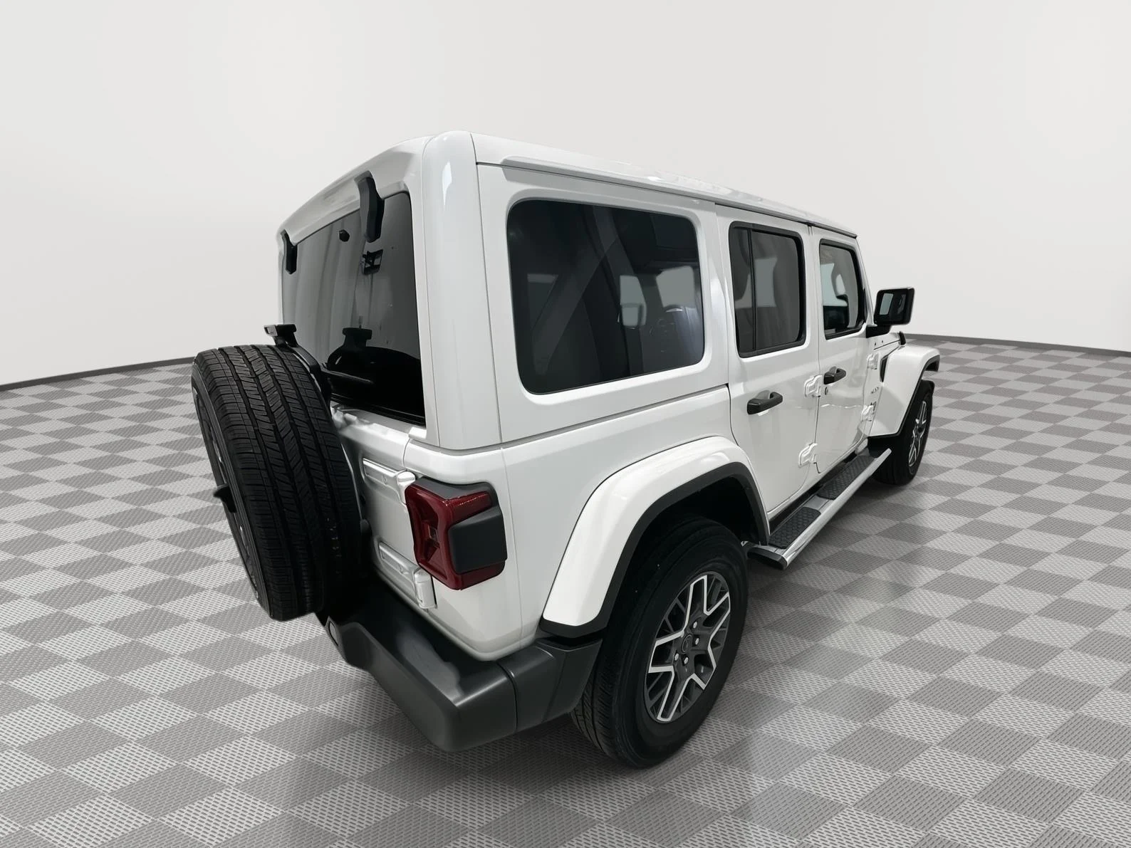 Used 2024 Bright White Jeep Sahara image 5