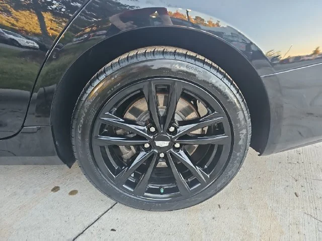 Used 2022 Black Cadillac Luxury image 31