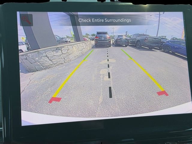 Used 2022 White Jeep Overland 4xe image 22