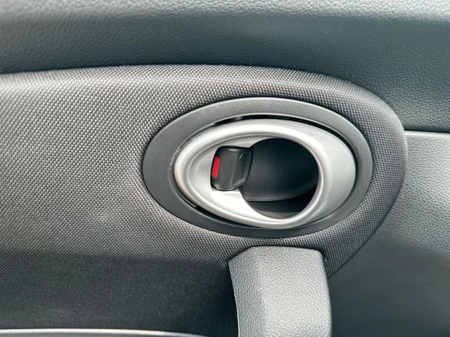 Used 2015  Honda Base image 43