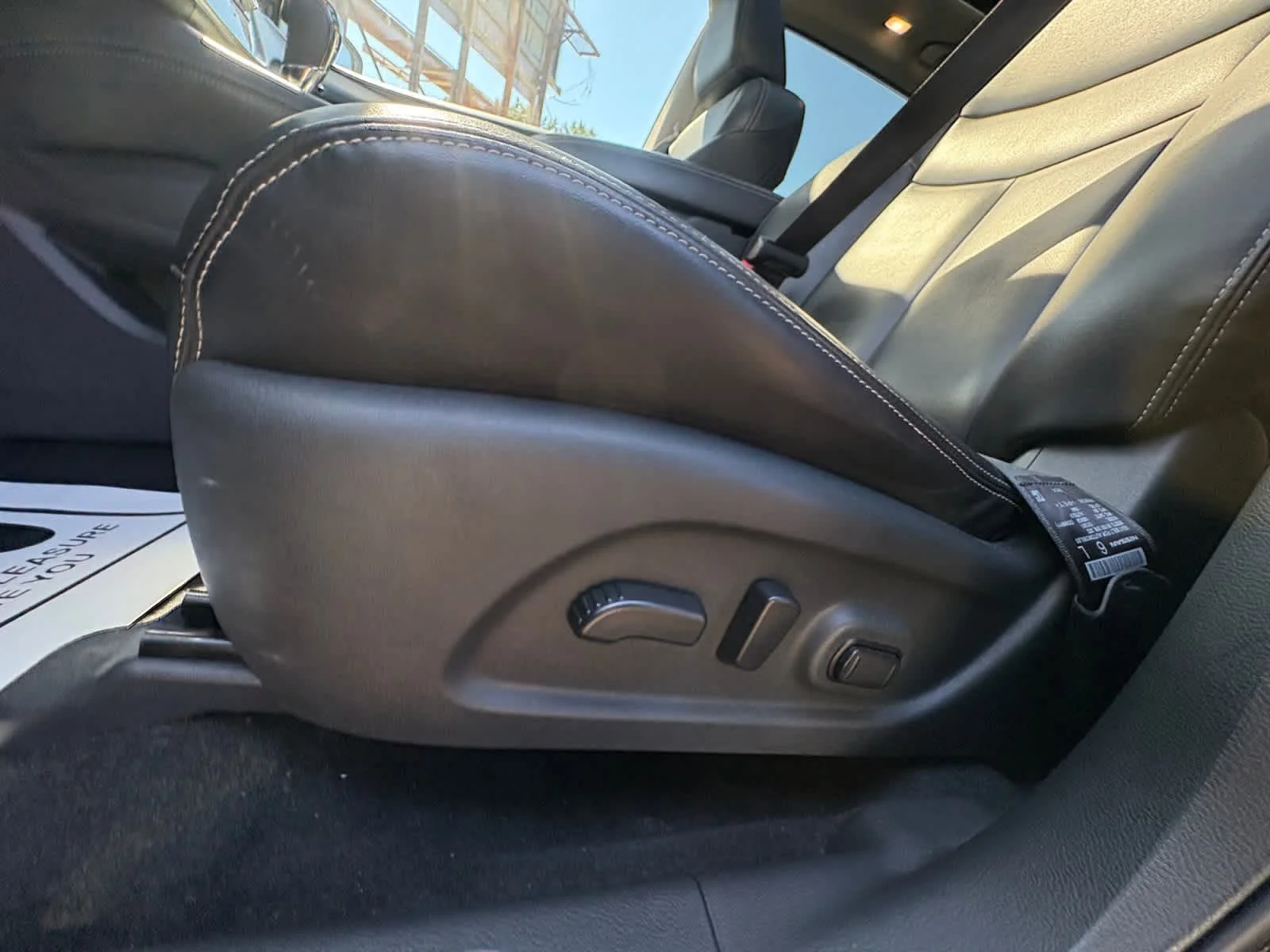 Used 2024 Super Black Nissan SV image 37