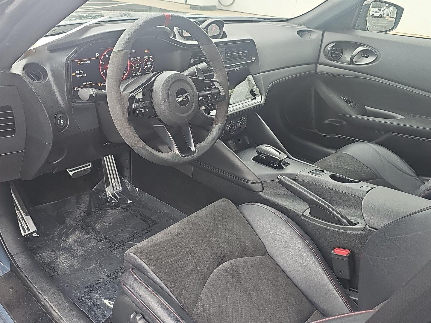 Used 2024 Stealth Gray/Super Black Nissan NISMO image 13