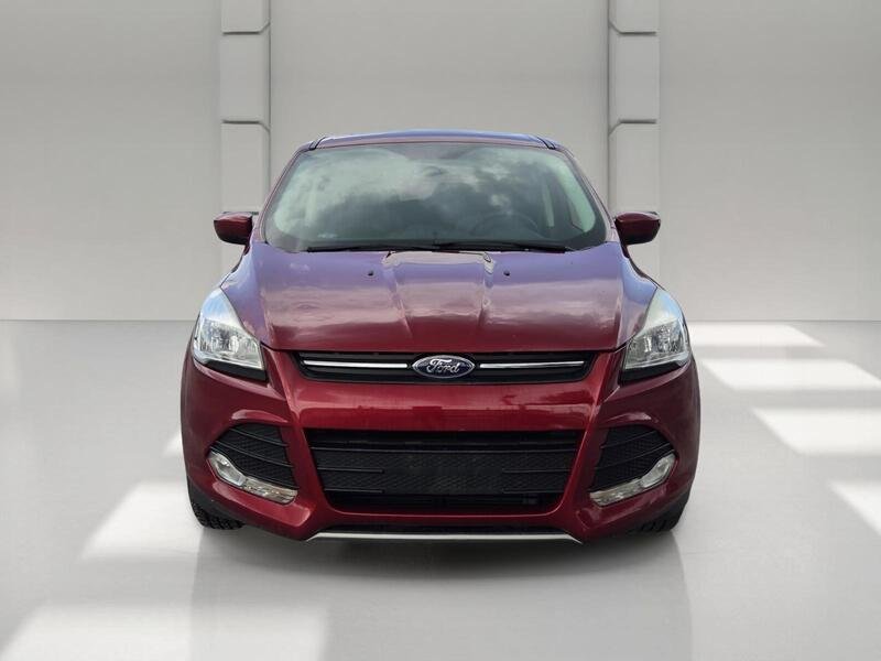 Used 2015 Ruby Red Metallic FORD FWD 4DR SE image 8
