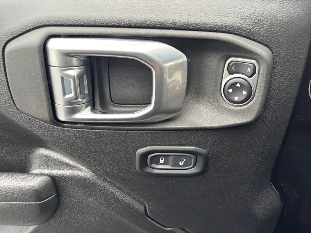 Used 2023 Black Jeep Rubicon 4xe image 31