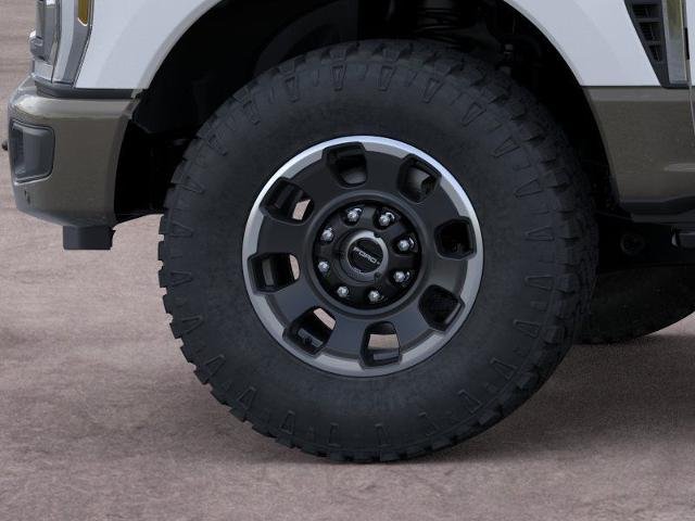New 2026 Star White Metallic Tri-Coat Ford F-250® King Ranch® image 41