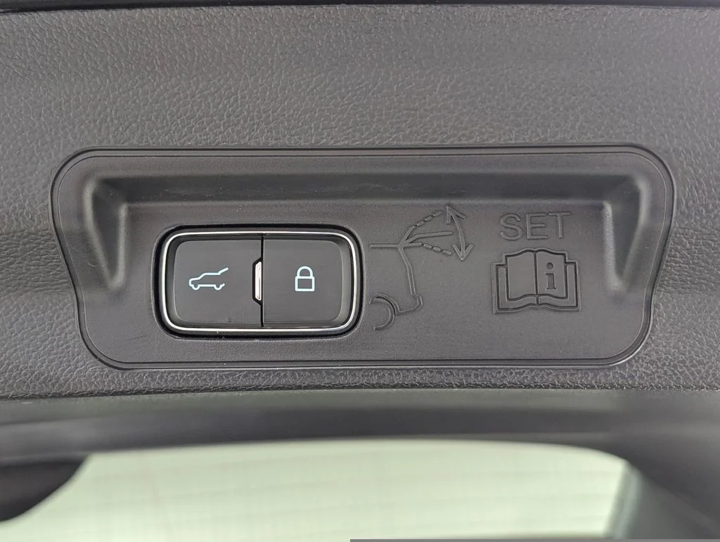 Certified Used 2023 Carbonized Gray Metallic Ford Platinum image 25