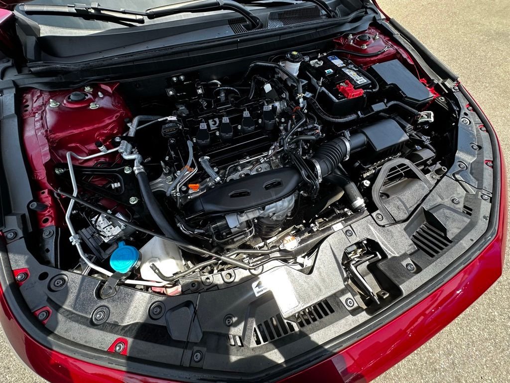Used 2023 Red Honda LX image 18