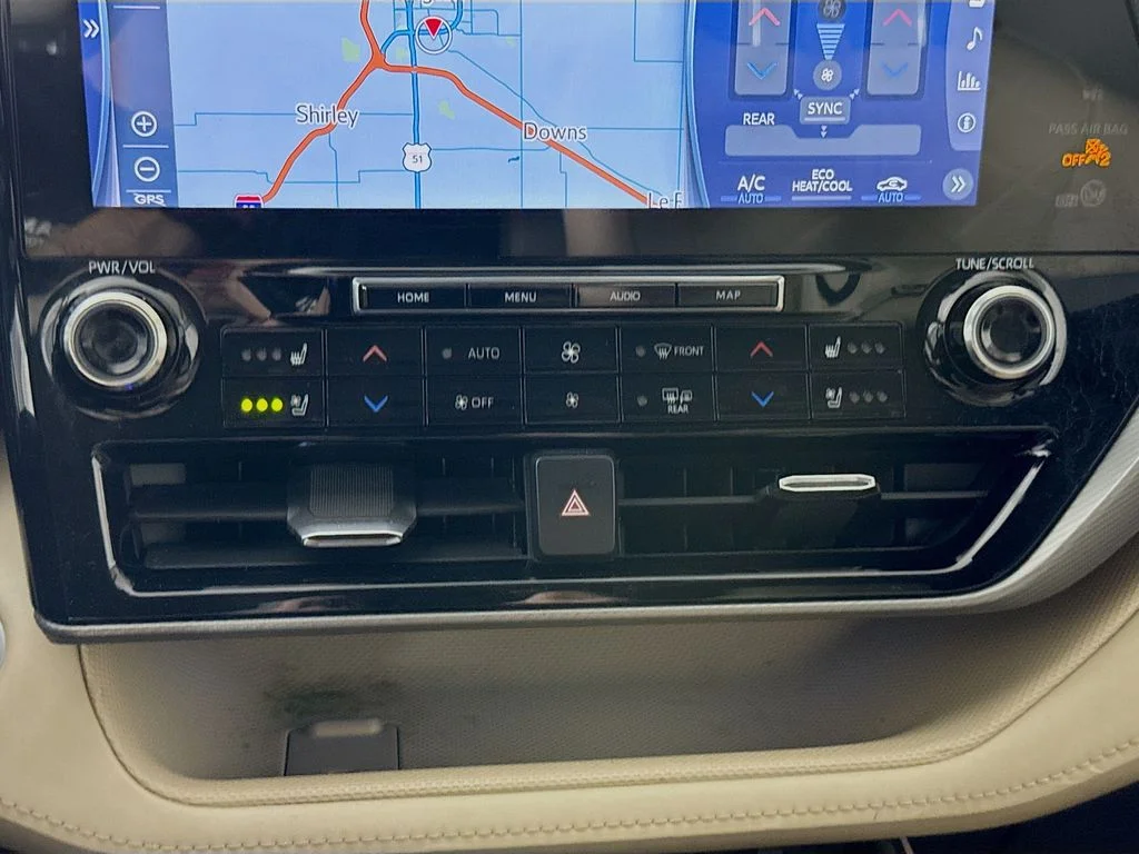 Used 2021 Black Toyota Platinum image 16