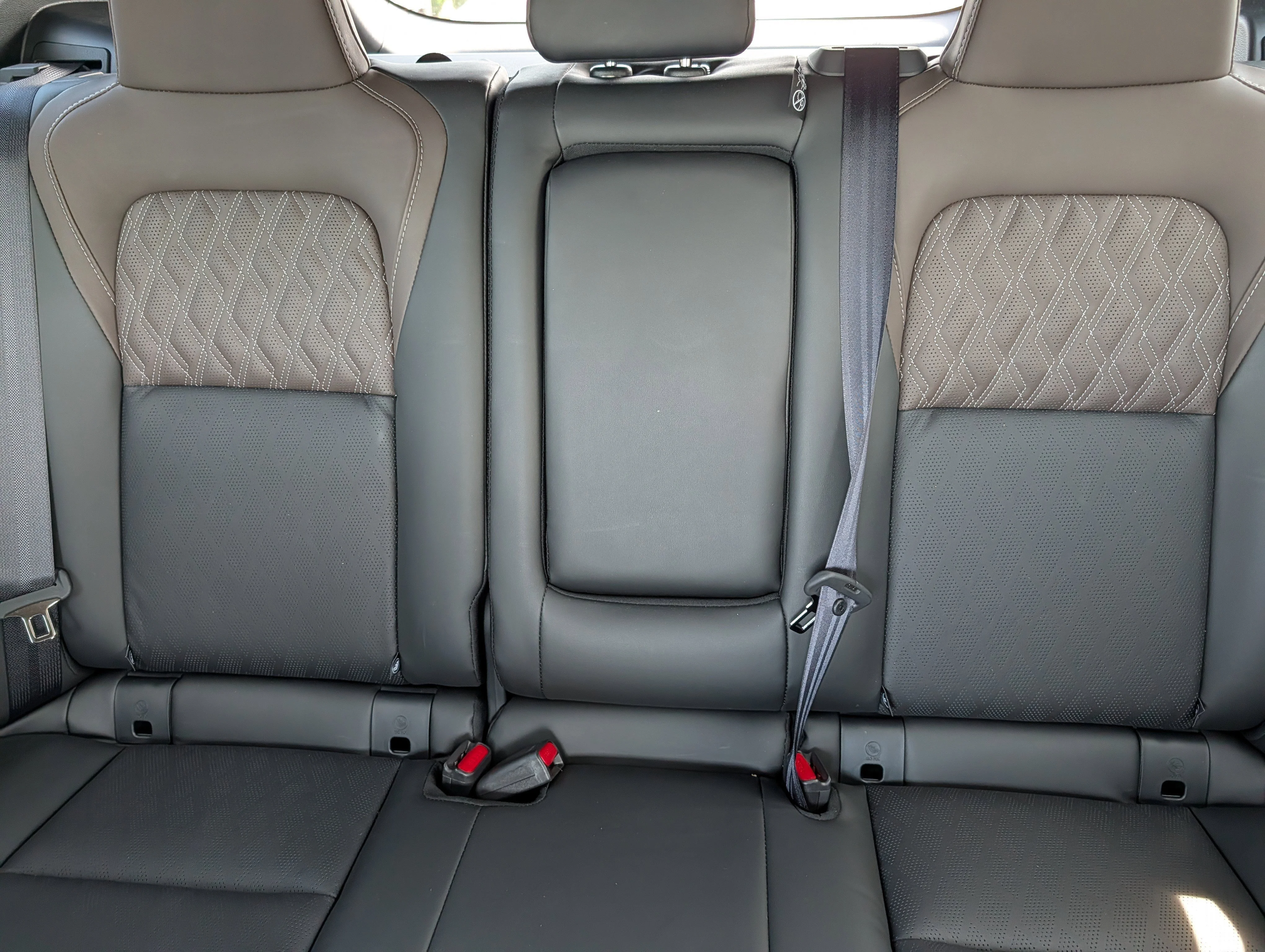 Used 2026 Super Black Nissan Platinum image 13