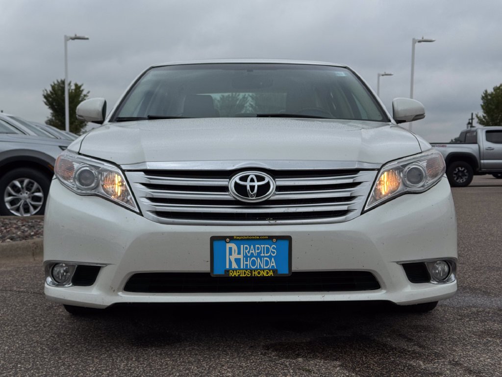Used 2012 Toyota Avalon Limited with VIN 4T1BK3DBXCU453924 for sale in Coon Rapids, Minnesota