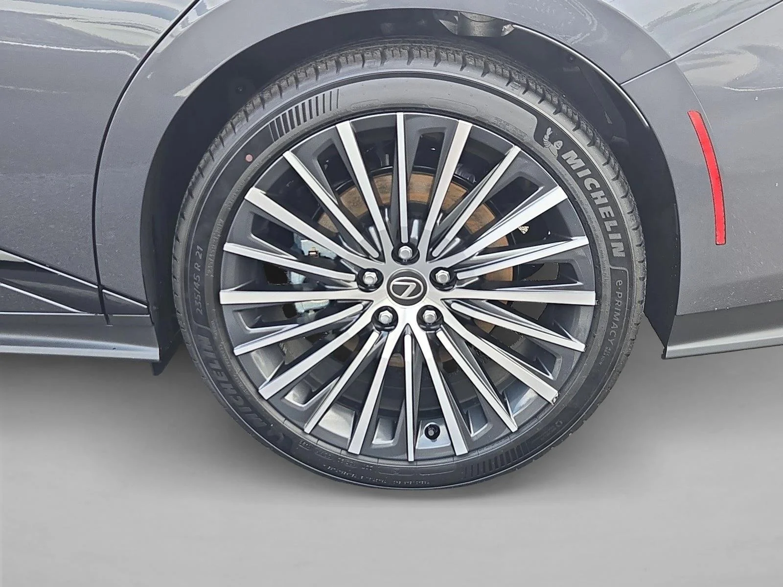 New 2026 Cloudburst Gray Lexus ES 350e LUXURY image 10