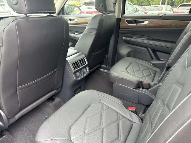 New 2026 Gray Volkswagen 2.0T SE w/Technology image 10