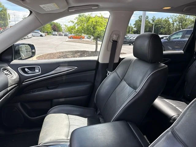 Used 2019 Hermosa Blue INFINITI LUXE image 10