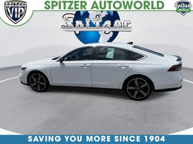 Used 2025 White Honda Sport image 8