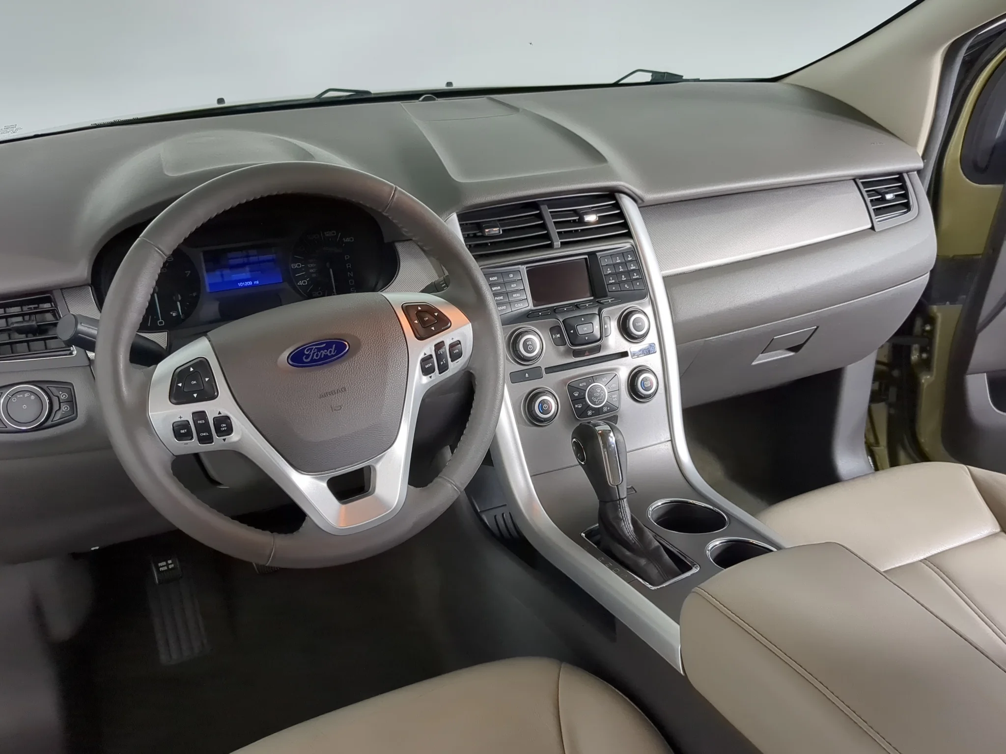 Used 2013 Green Ford SEL image 13
