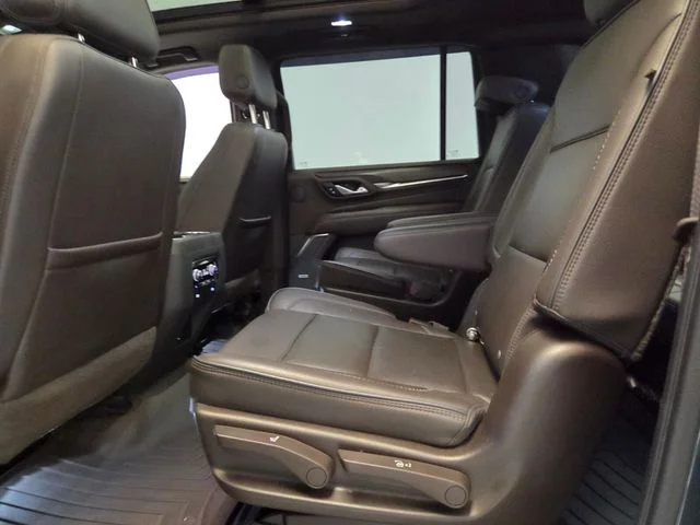 Used 2021 Blue GMC Denali image 12