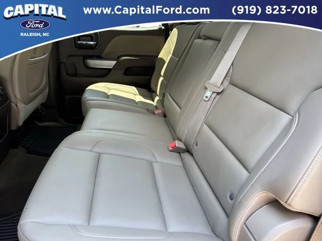 Used 2015  Chevrolet LTZ image 18