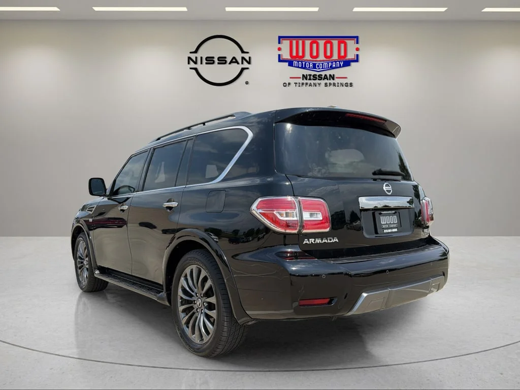 Certified Used 2020 Super Black Nissan Platinum image 4