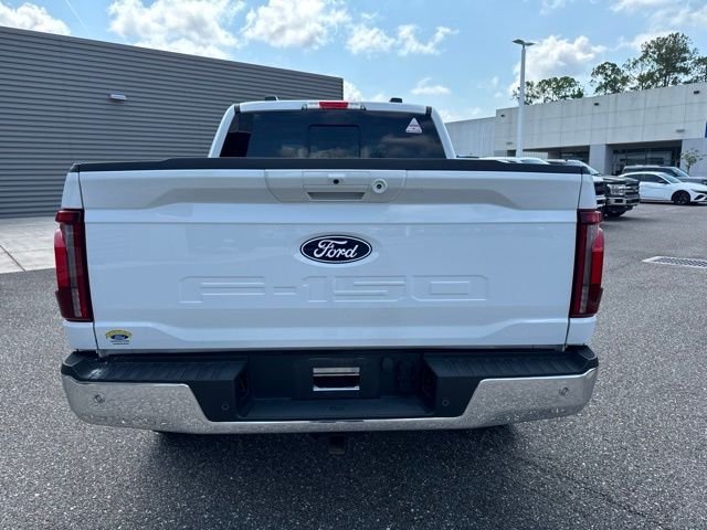 Used 2025 Oxford White Ford Lariat image 8