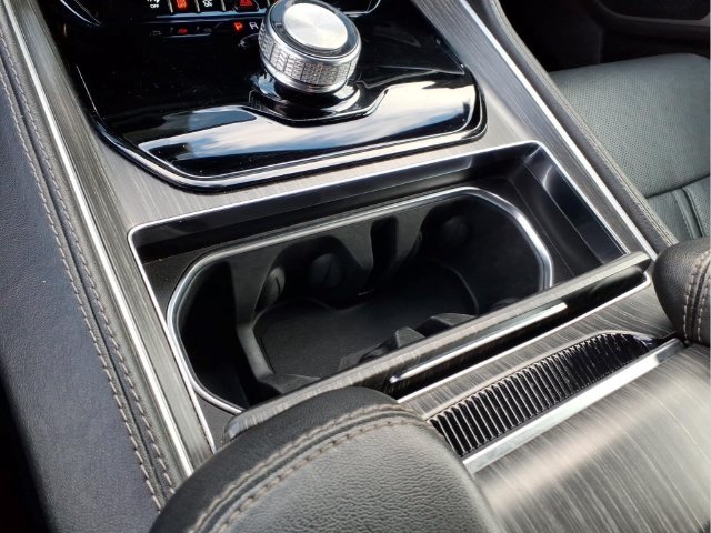 Used 2024 White Jeep Series II image 28