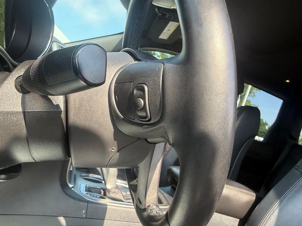 Used 2018 Gray Jeep Altitude image 16