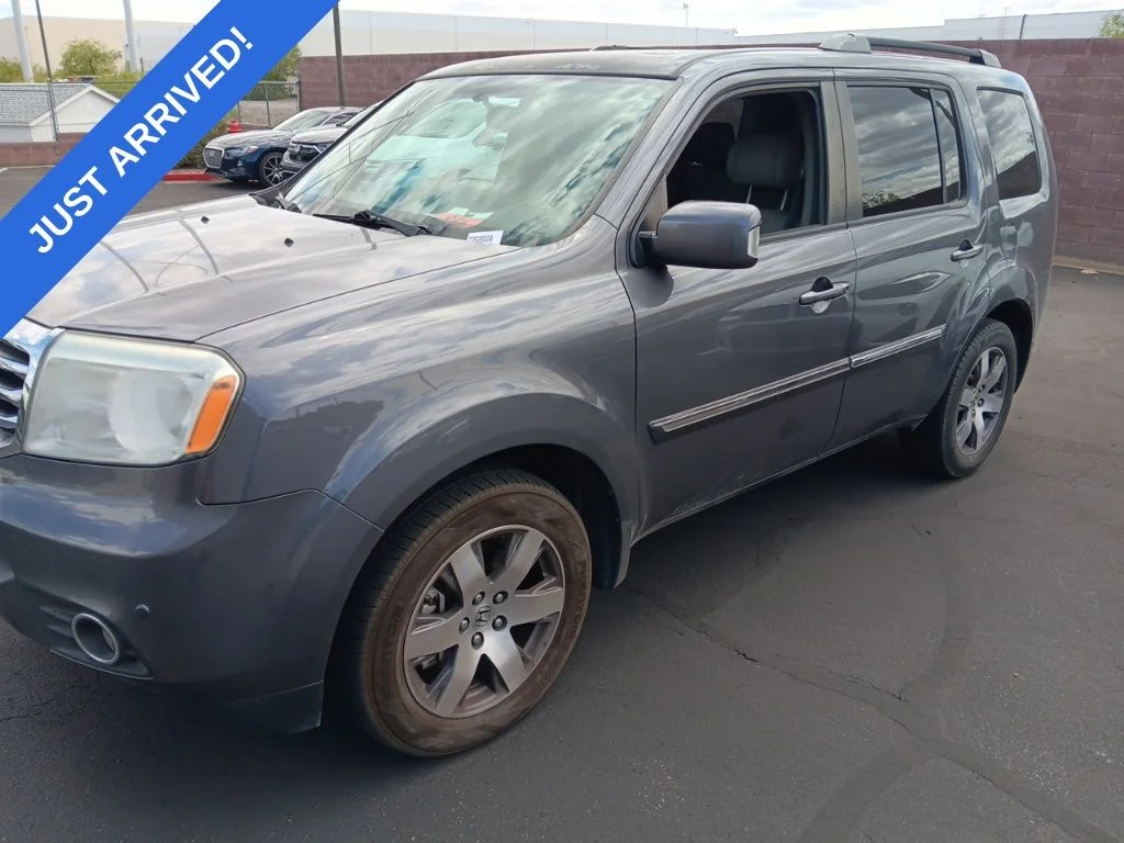 2015 Honda Pilot 2WD Touring w/RES & Navigation's photo