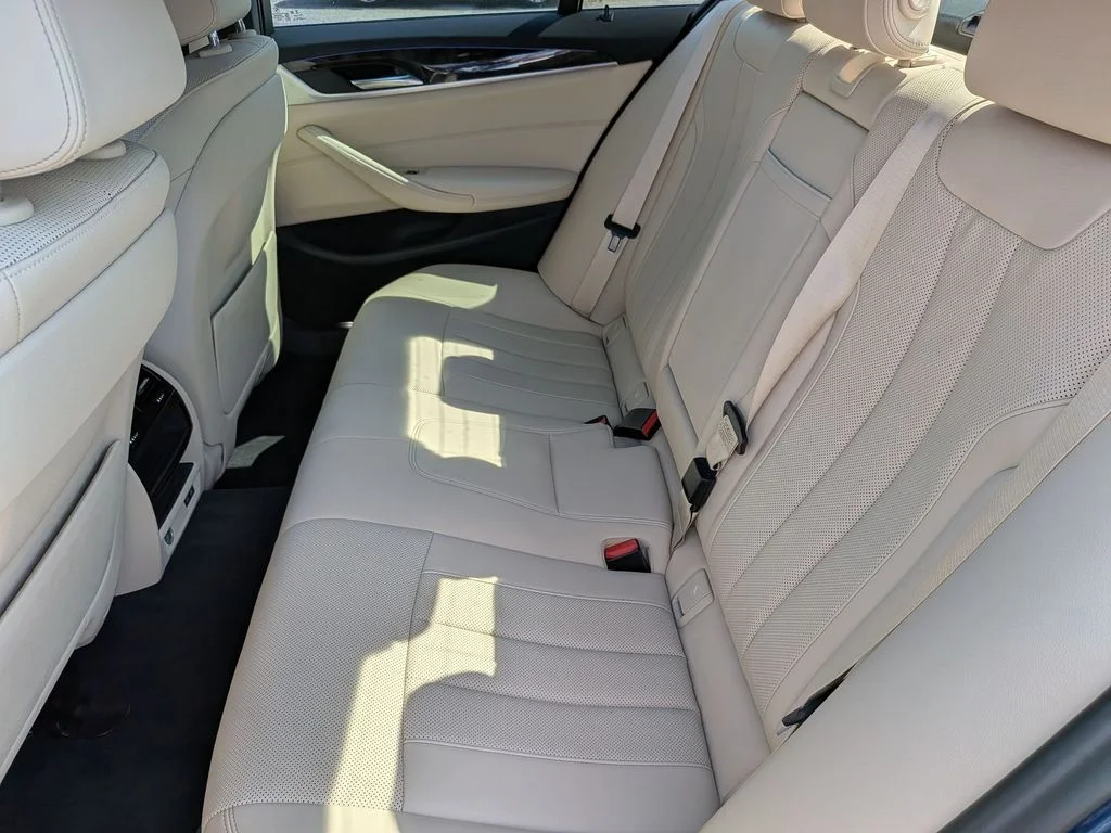 Used 2022 Blue BMW 530i xDrive image 24