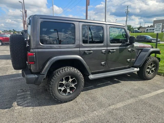 Used 2018 Gray Jeep Unlimited Rubicon image 2