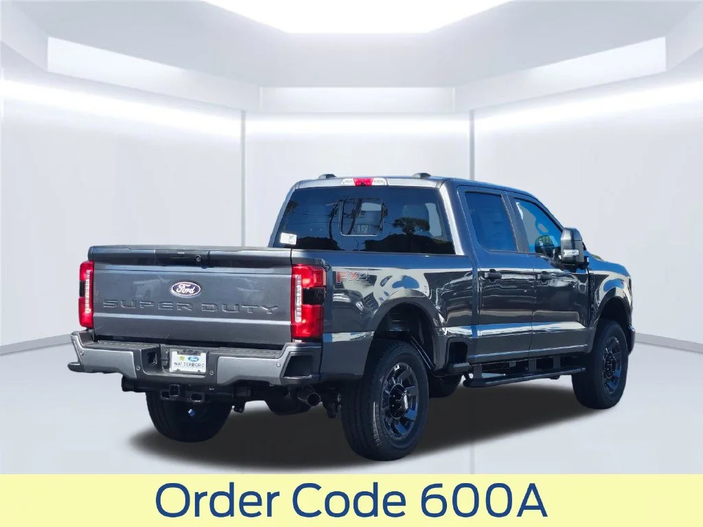 New 2027 Gray Ford XL image 21