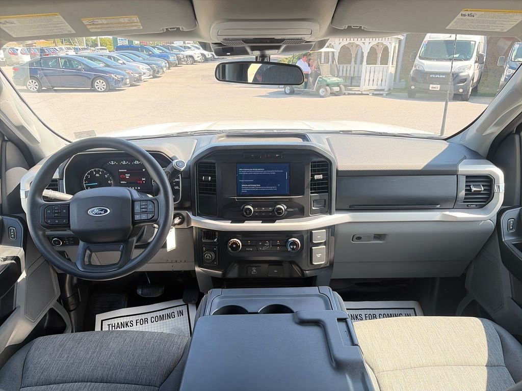 Used 2021 White Ford XL image 13