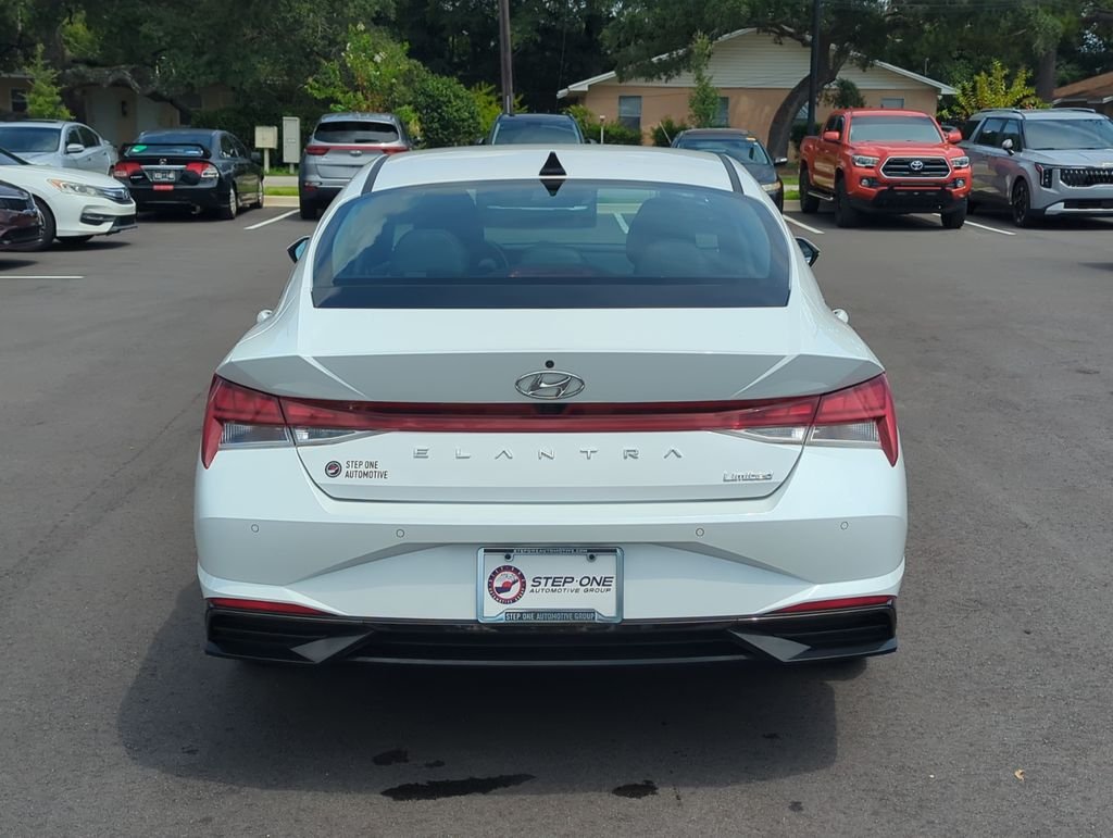 Used 2023 Gray Hyundai Limited image 6