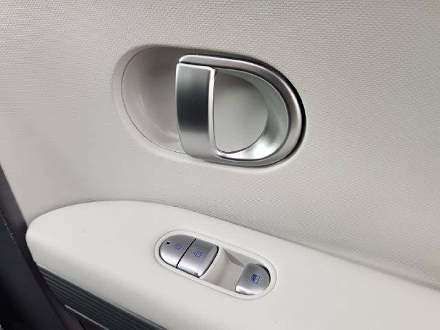 2024 Hyundai IONIQ 5 SEL - Photo 13