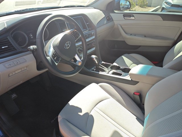 Used 2018 Lakeside Blue Hyundai SEL image 15