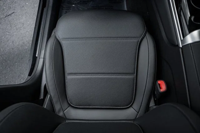 2025 Mercedes-Benz GLC Base - Photo 29