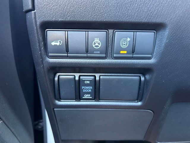 Used 2023 Black Nissan Platinum image 16