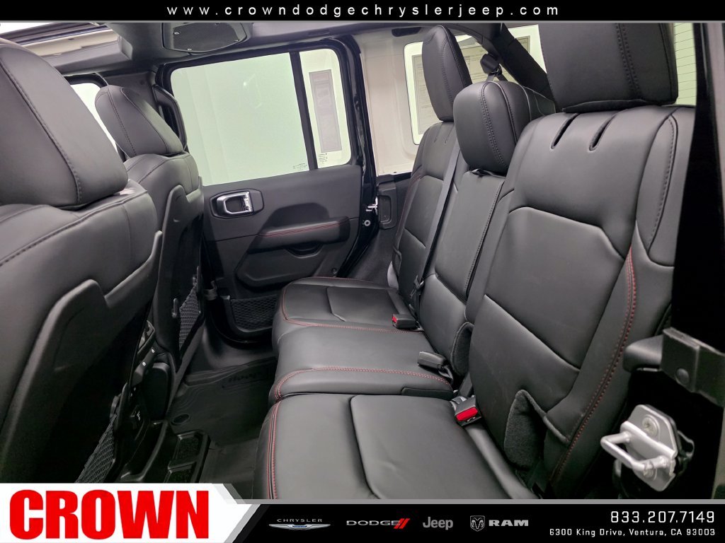 New 2027 Black Clear-Coat Paint Jeep  image 19