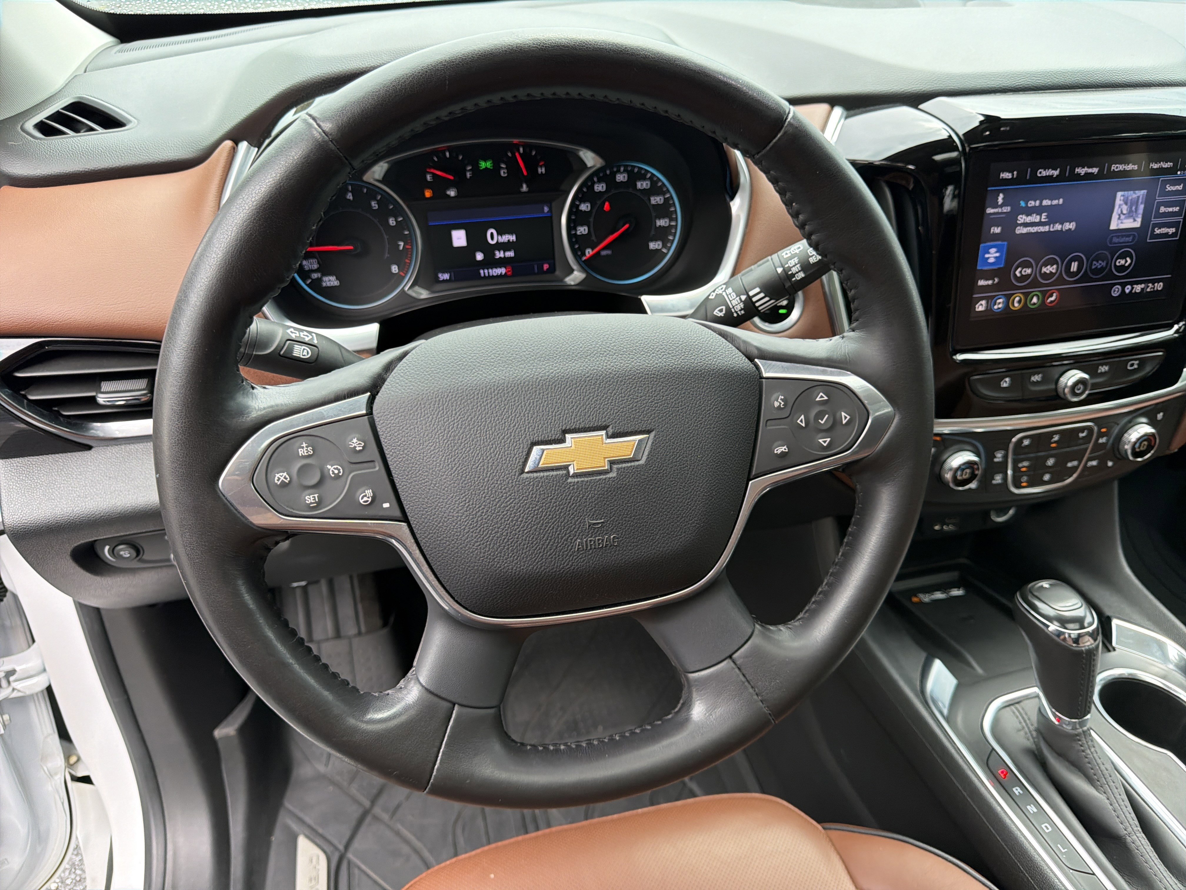 Used 2020 IRIDESCENT PEARL TRICOAT Chevrolet High Country image 24